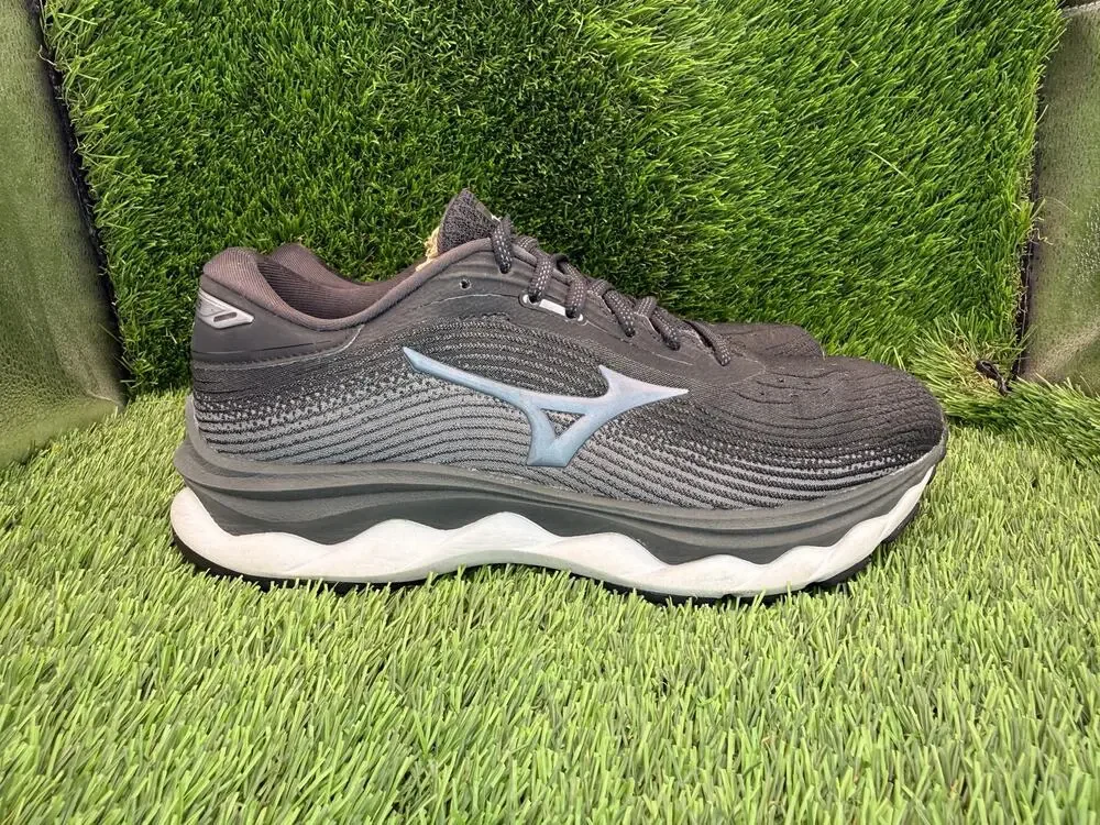 Mizuno Wave Sky 5 J1GD211252 Athletic Sneaker Women's 8D Black Mesh Gym Running